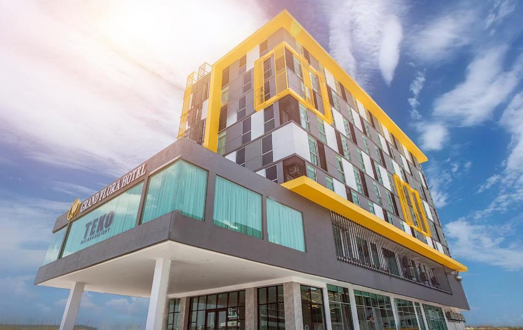 Grand Flora Hotel Malacca Exterior photo